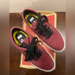 Vans Men's Dee Red/ Burgundy Atwood, size 8